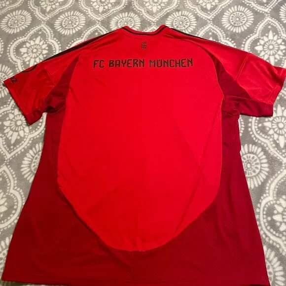 Men's XL Adidas 2024-25 Bayern Munich Home Shirt NWT - Picture 8 of 10